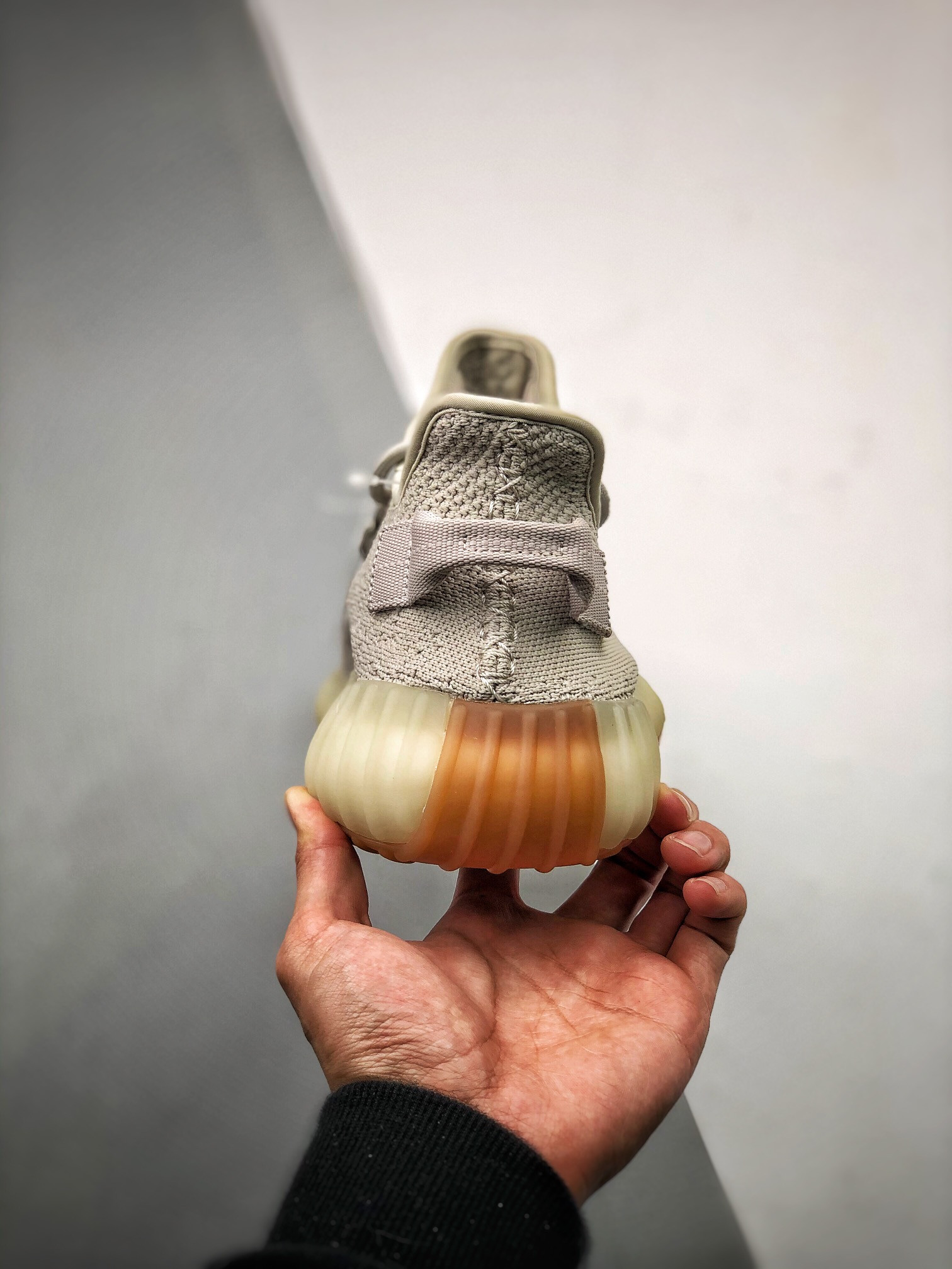 yeezy f99710