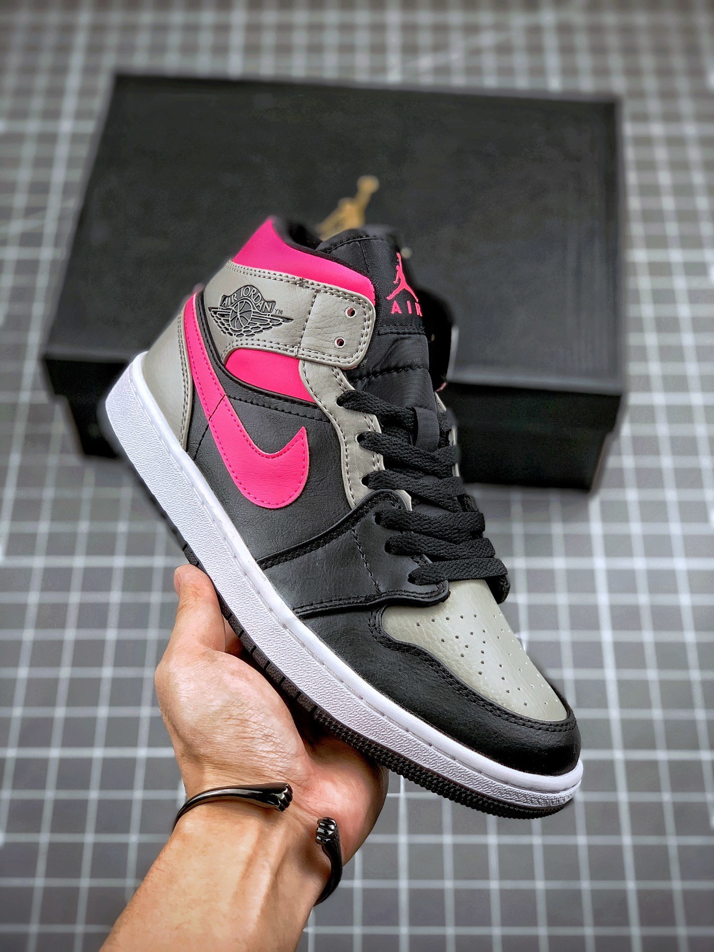 Air JD Jordan 1 Mid "Pink Shadow" 554724-059 Shoes