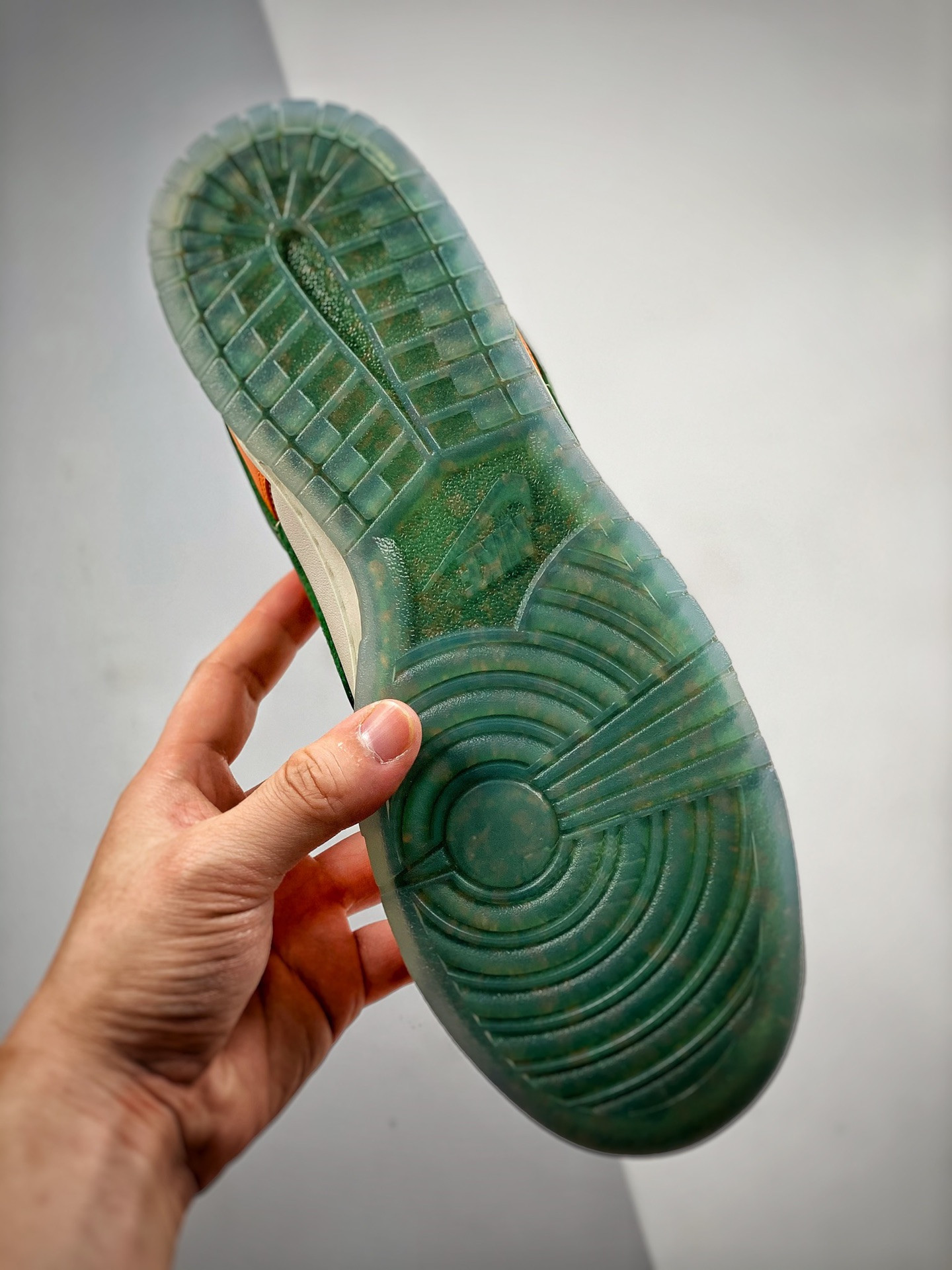 nike yellow and white shoes