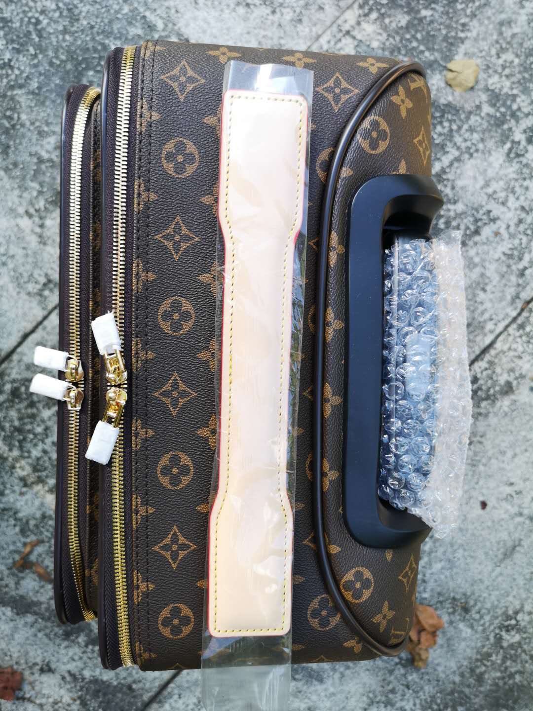 Louis Vuitton Rolling Luggage LV M23241 Storezily