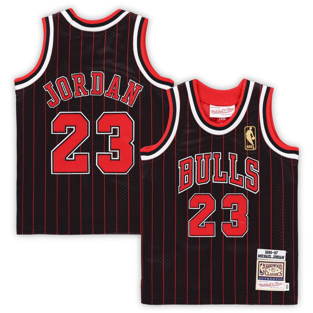Michael Jordan Chicago Bulls Mitchell & Ness Infant 1996/97 Hardwood Classics Jersey - Black