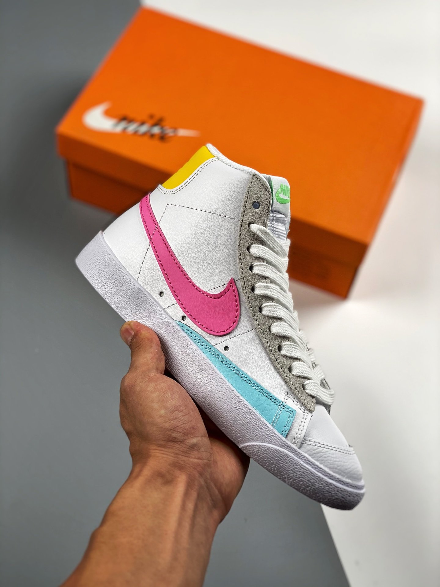 Nike Blazer Mid '77 White/Pink Glow/Pure Platinum
