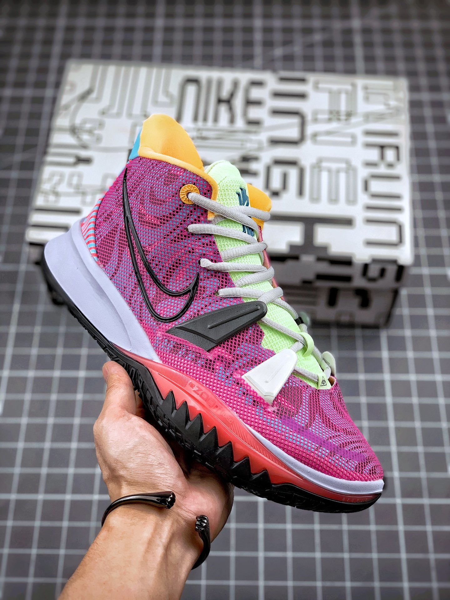Nike Kyrie 7 "Hendrix" Shoes