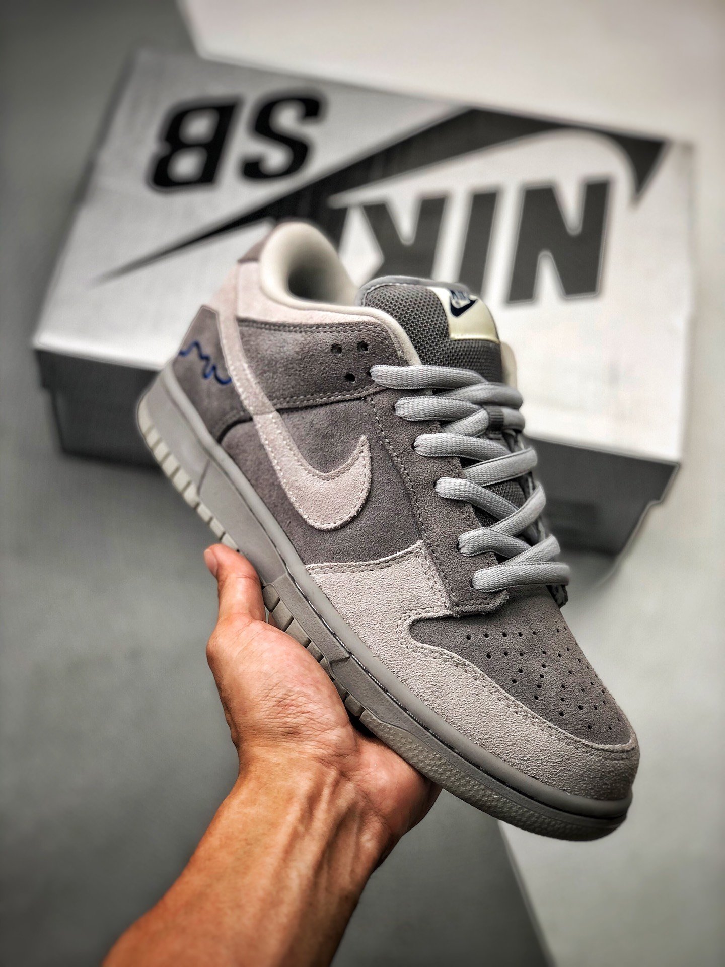 Nike SB Dunk Low 'London' Soft Grey/Magnet Shoes