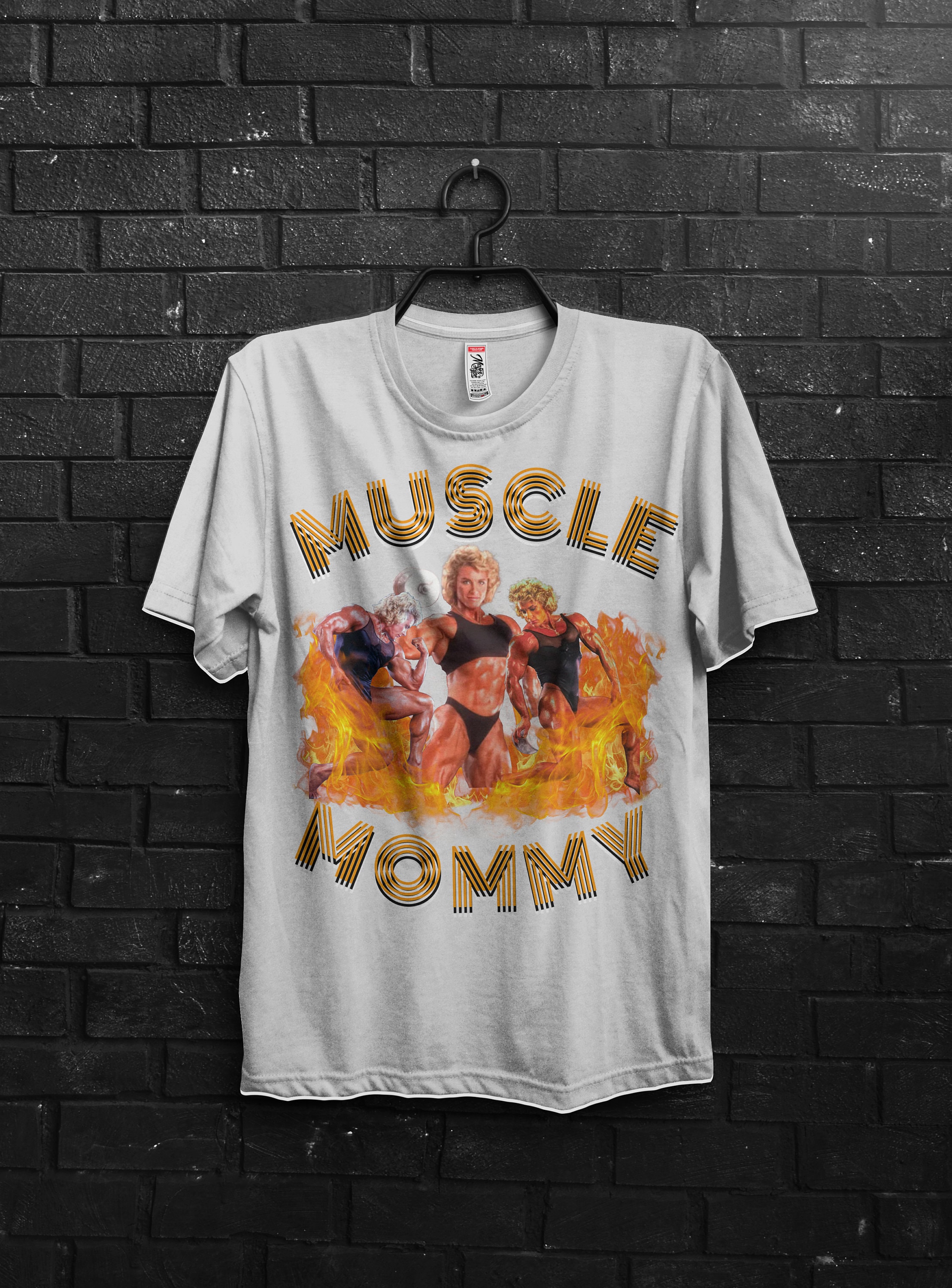 Retro Muscle Mommy Gym T shirt,Oversized Fitness Shirt for Women,Vintage Muscle Mommy Gym Shirt,Bodybuilder and Weightlifting Gift,Gym Mommy 1476274208