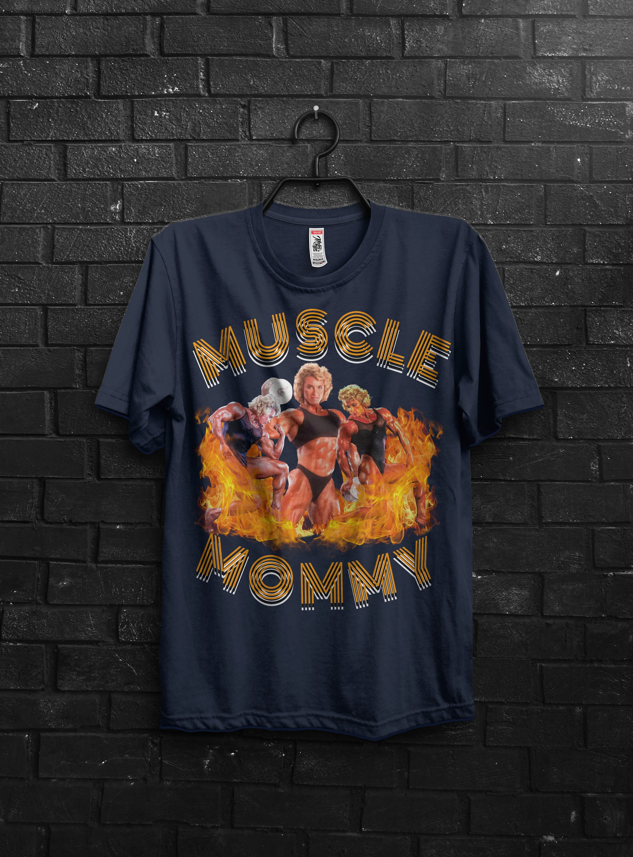 Retro Muscle Mommy Gym T shirt,Oversized Fitness Shirt for Women,Vintage Muscle Mommy Gym Shirt,Bodybuilder and Weightlifting Gift,Gym Mommy 1476274208