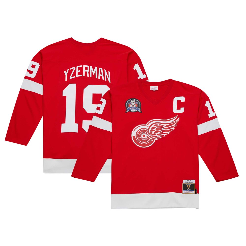 Steve Yzerman Detroit Red Wings Mitchell & Ness Captain Patch 1996/97 Blue Line Player Jersey - Red