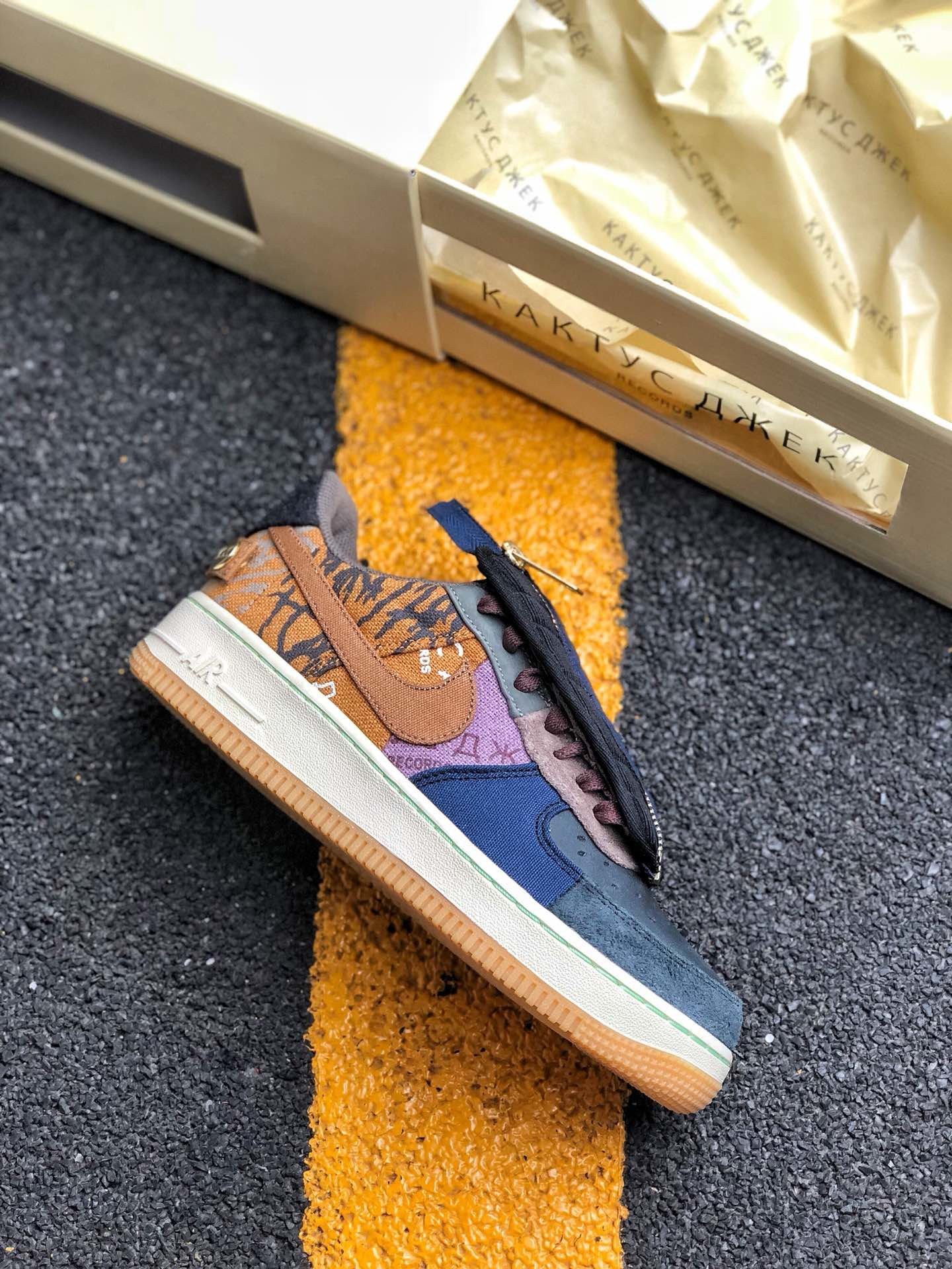 Travis Scott X Nike Air AF Force 1 Low Multi-Color Muted Bronze-Fossil ...