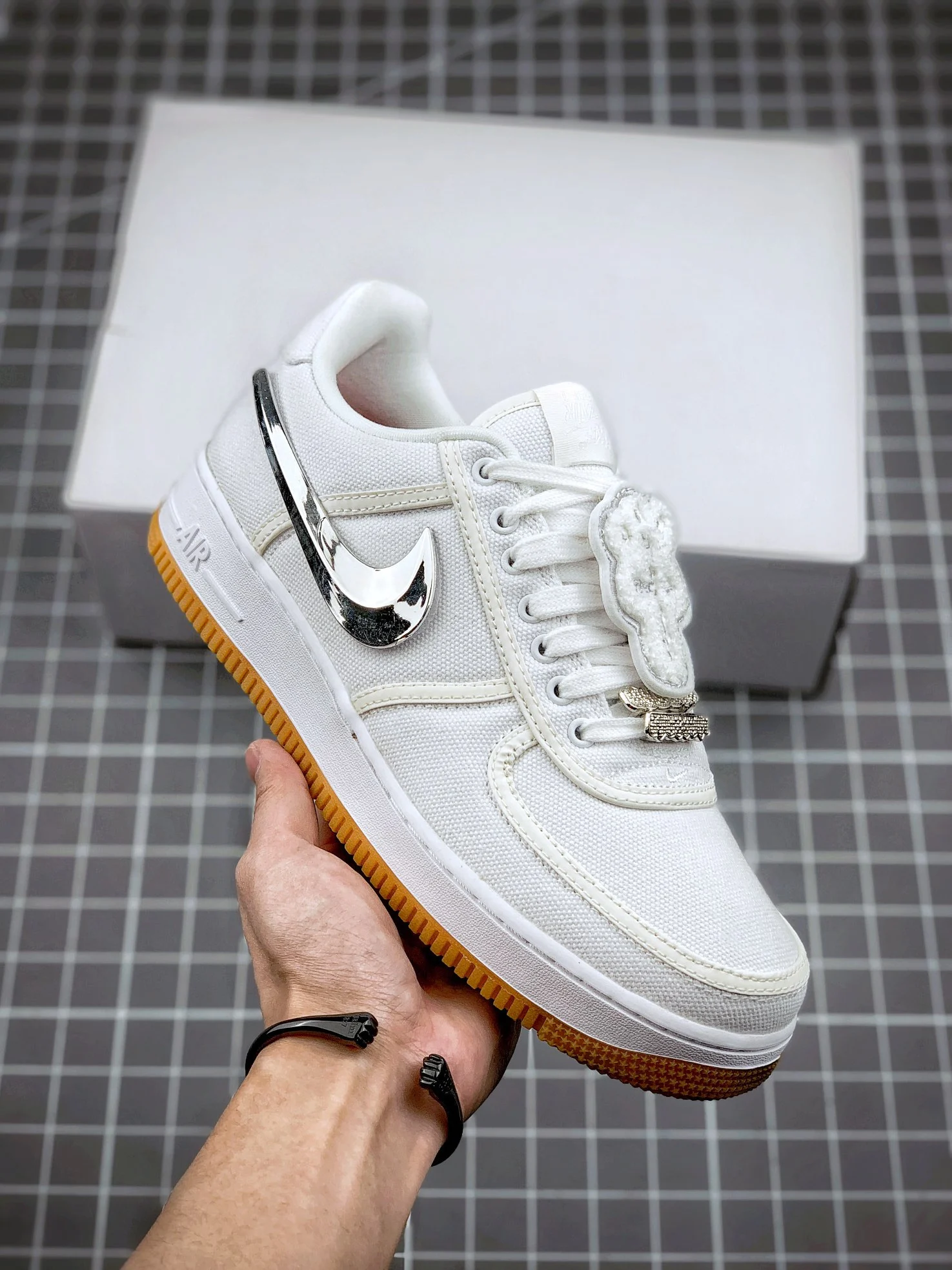 travis scott off white air force 1