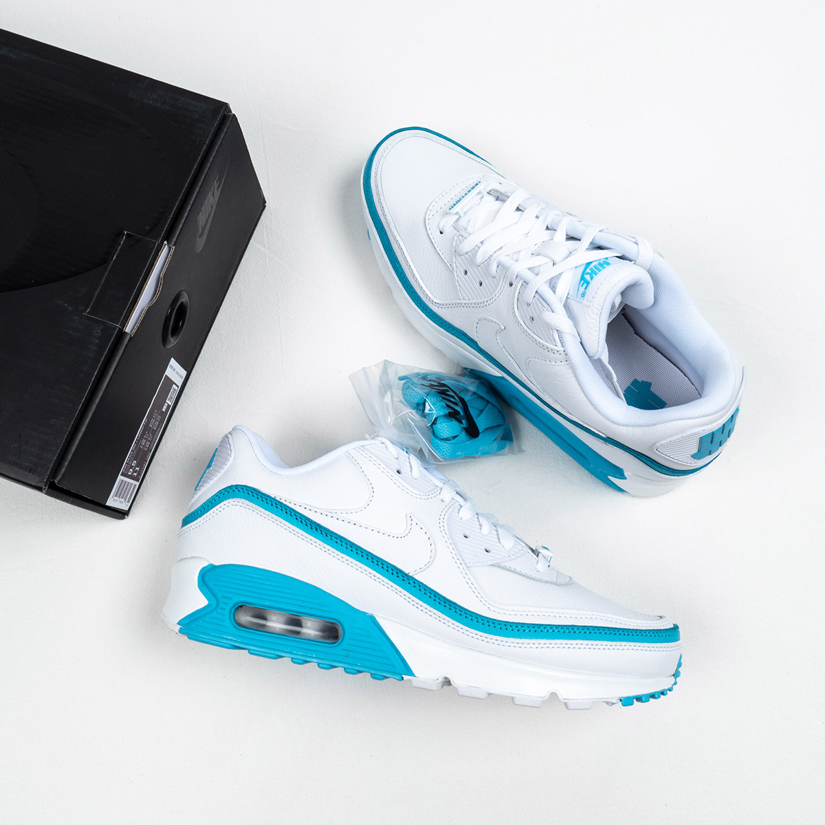 Undefeated x Nike Air Max 90 White/Blue Fury Shoes